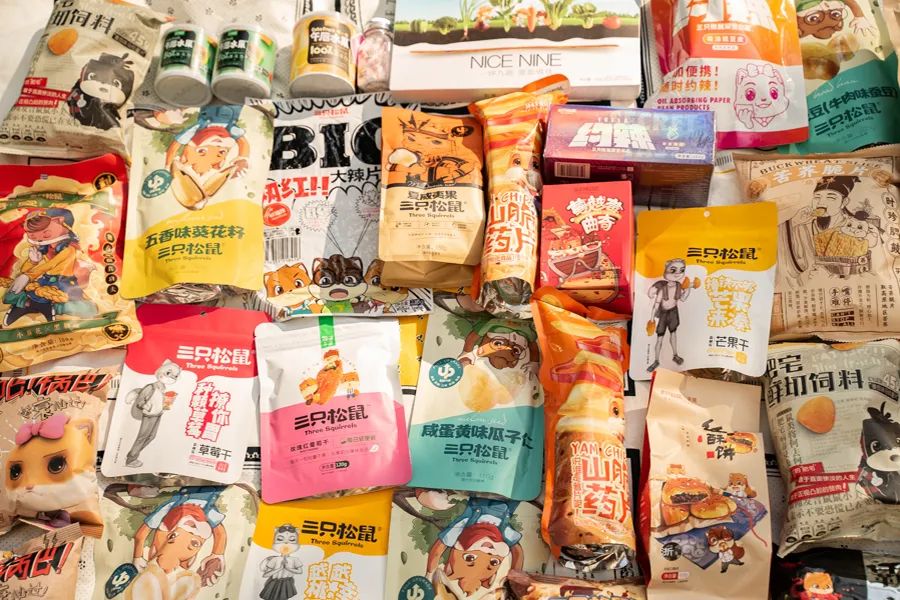 被薇娅直播间榨干零食预算后,写出了这篇测评报告(上)