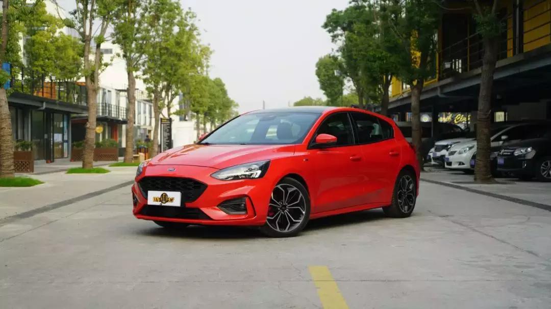 新款福克斯的缺点是啥,新一代福克斯细节讲解