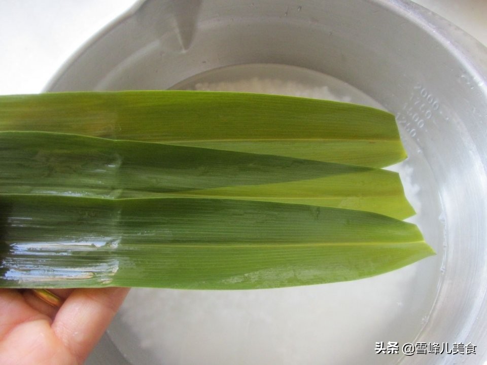 粽叶包粽子最简单的方法,怎样包粽子才好吃
