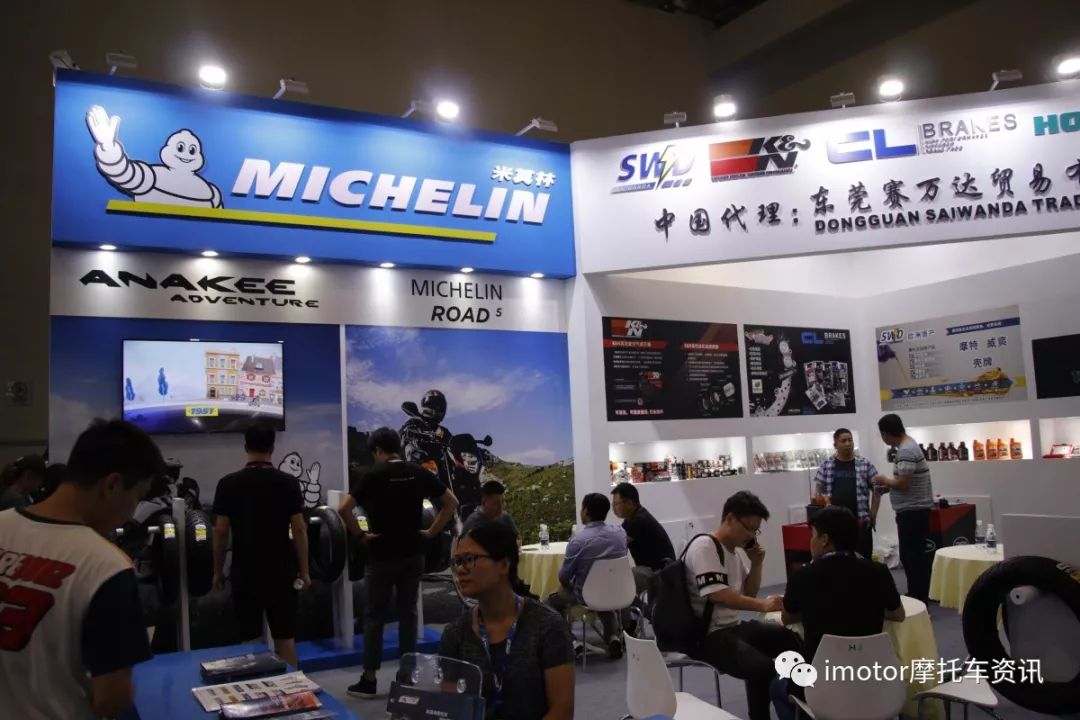 2019重庆摩展装备参展商热情高涨-SIX2骑行内衣发布十周年新品