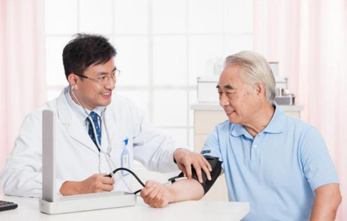 家庭用血压计哪种比较准确,智能血压计能全天监测血压吗