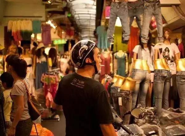 最近衣服批发市场一手货源在哪里,各大批发服装市场哪里质量最好的