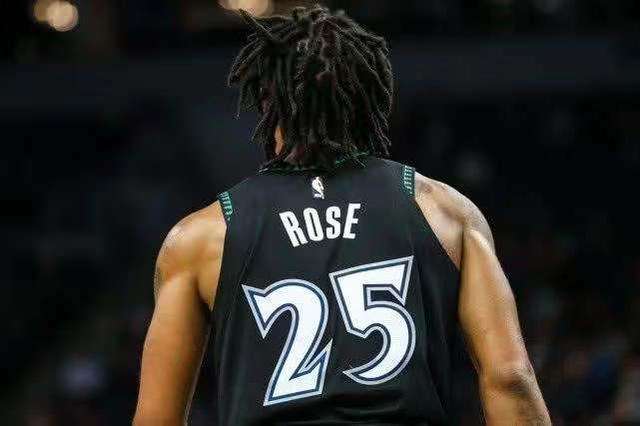 罗斯:从最年轻的MVP到老将底薪又怎样?坚持梦想终会绽放