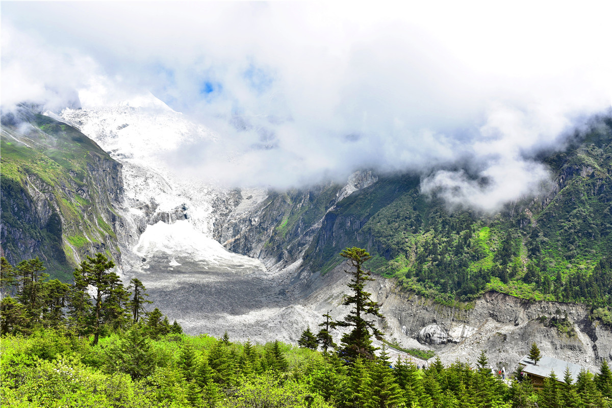 甘孜5日旅游攻略最新,甘孜五天四晚