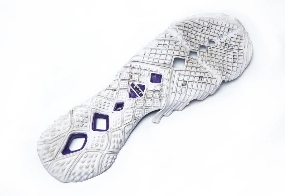 lbj18拆解鞋舌,气垫弹性公式