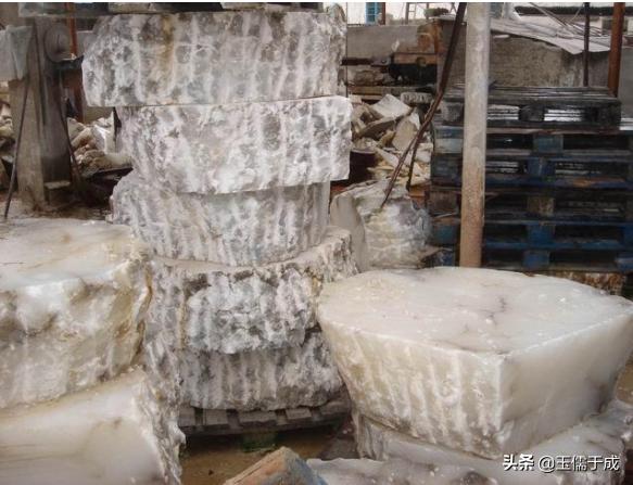 石英岩质玉什么样子,石英岩玉是岩质玉