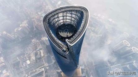 上海中心大厦风大的时候会摆动吗,上海中心大厦大风时晃动多少米