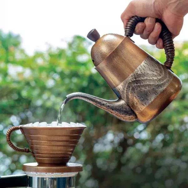 匠心制作铜器之美,玉川堂铜器制作