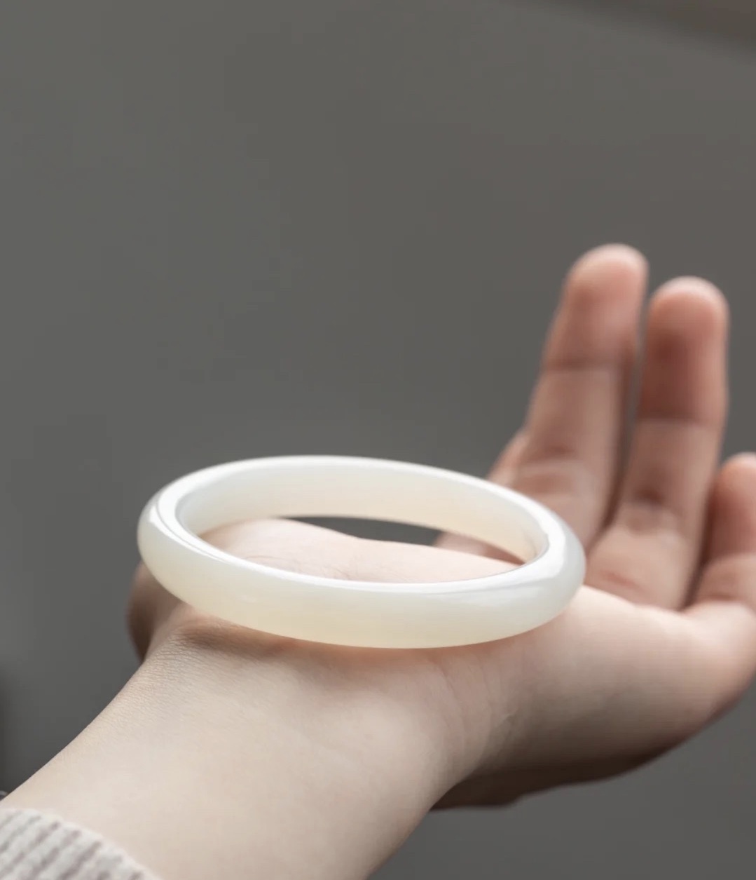 如何鉴别玉镯子好坏,怎么识别玉镯子好坏