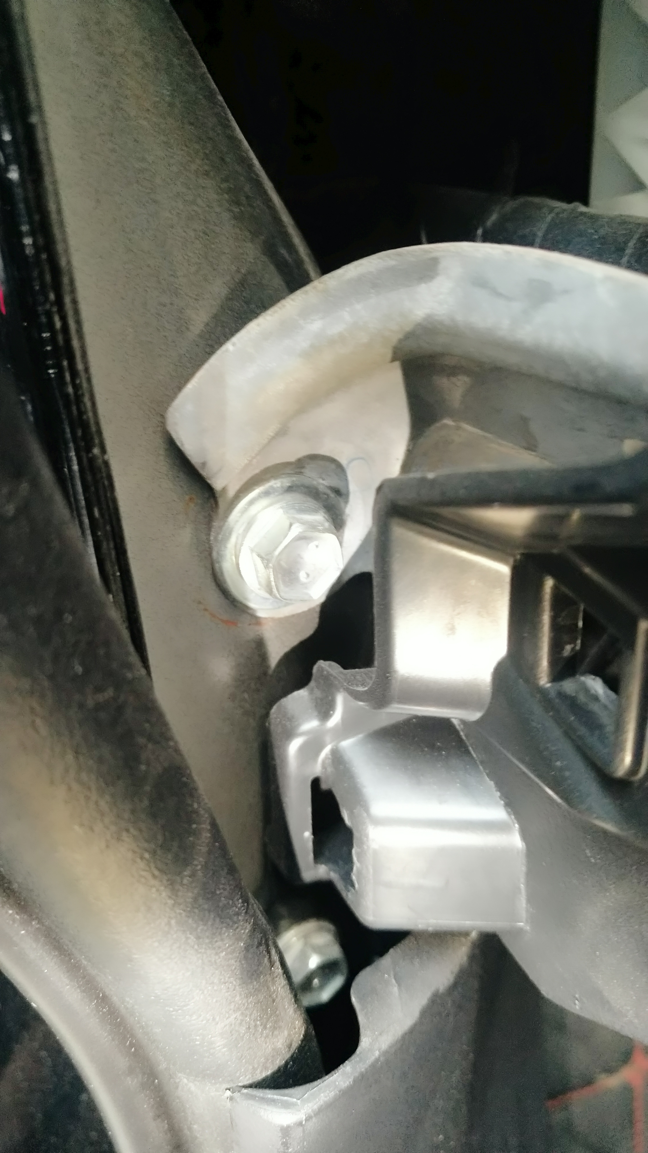 2018年丰田凯美瑞2.5g二手价格,买几年车龄的二手凯美瑞最划算