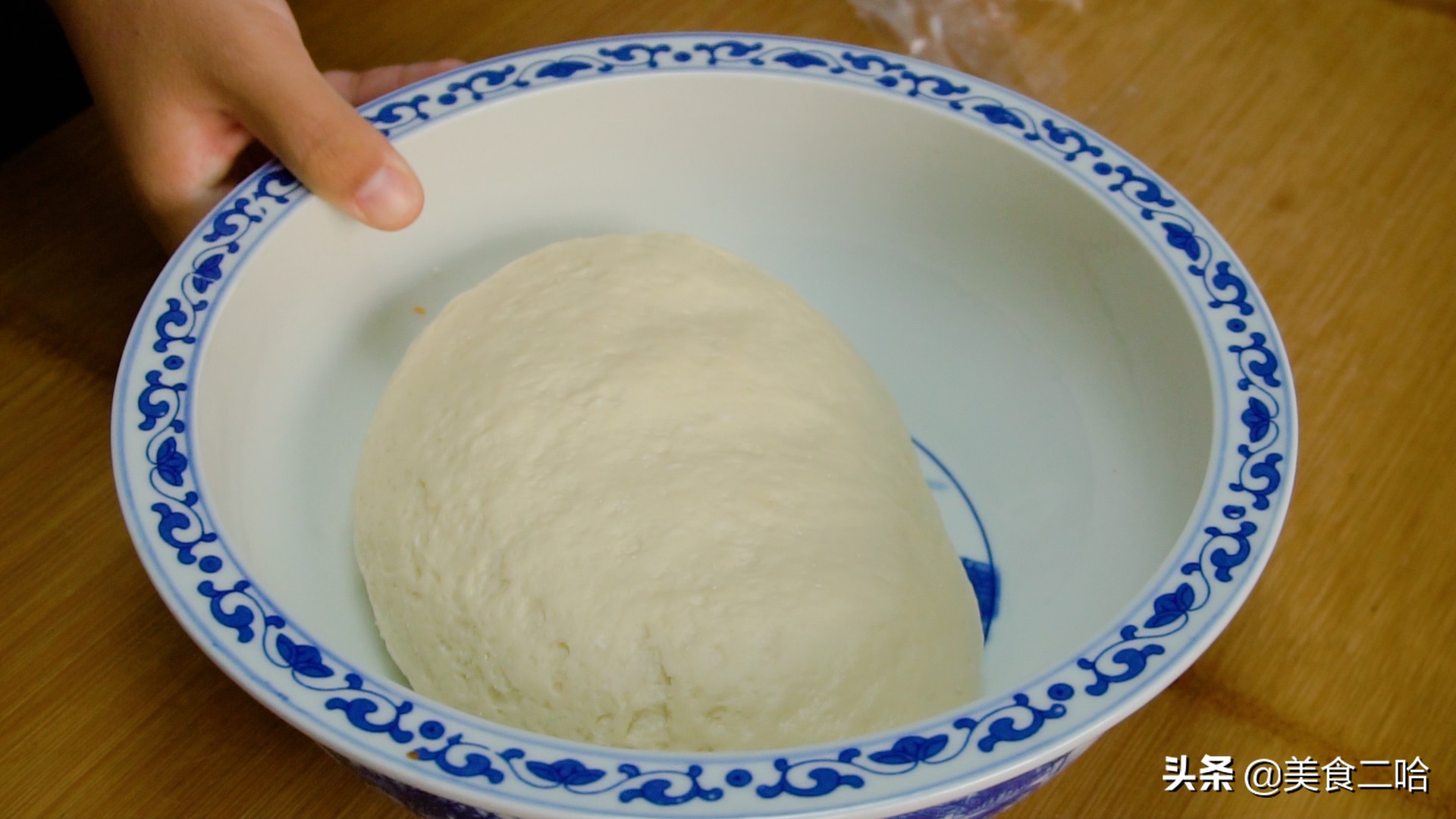 早餐饼怎么做的筋道,早餐饼皮怎么做又软又劲道