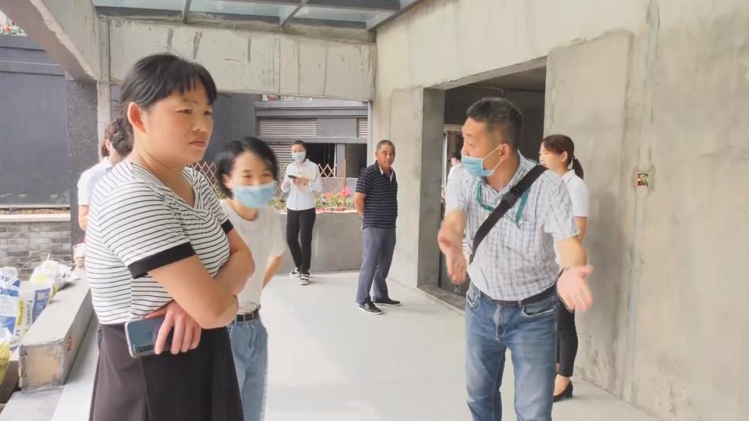 「十堰」*访信**超市：让群众有地“说事”