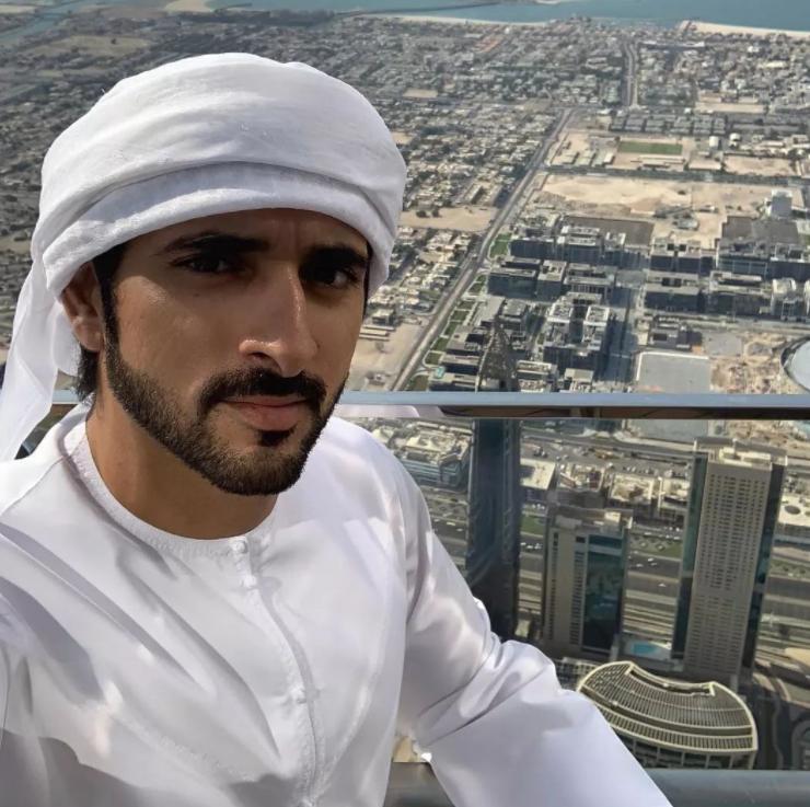 迪拜太子妃引得兄弟反目,和王子订婚又被退婚,11年后29岁嫁表哥