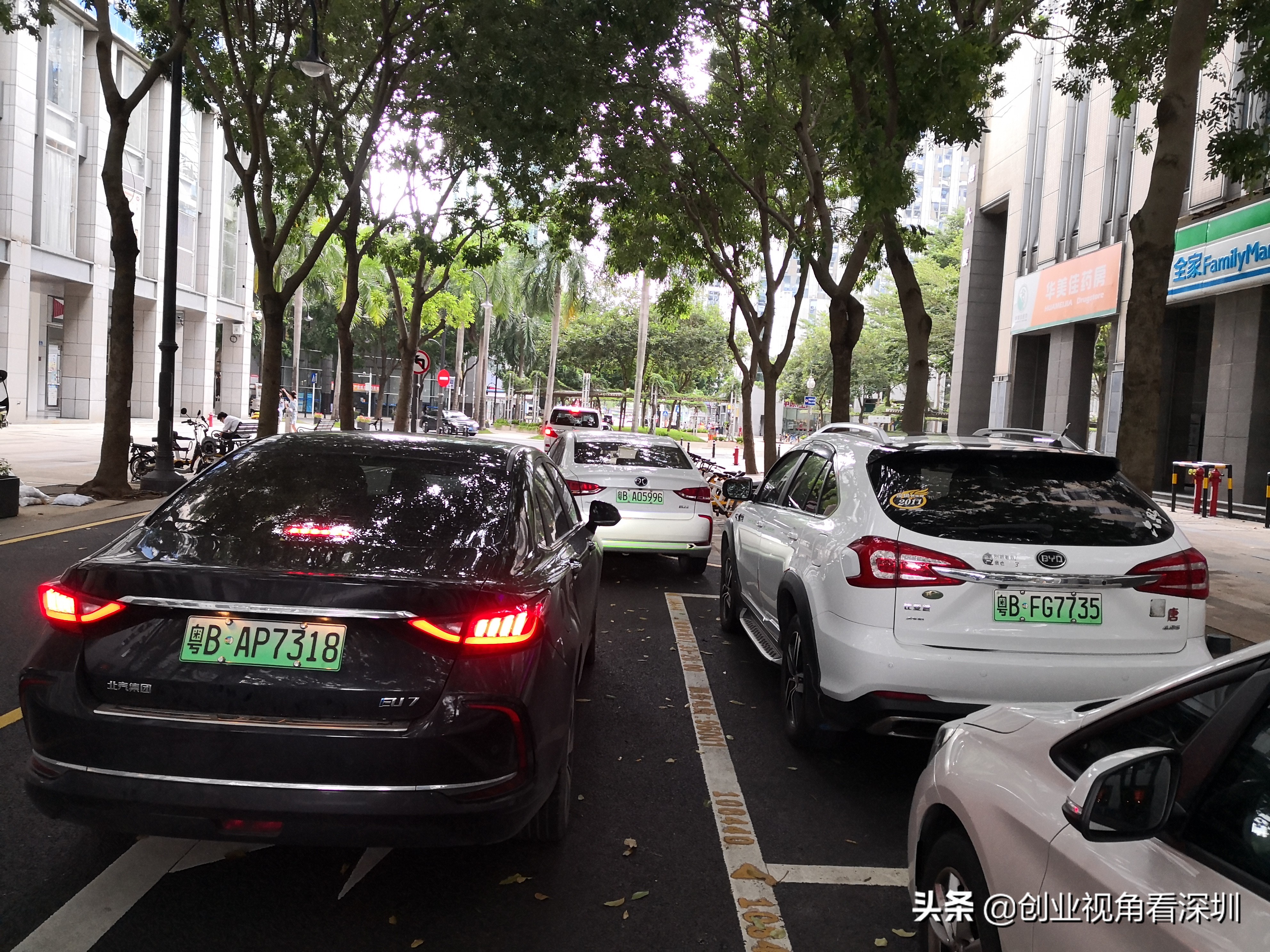 现在专职开网约车挣钱吗,深圳买车跑网约车挣钱吗