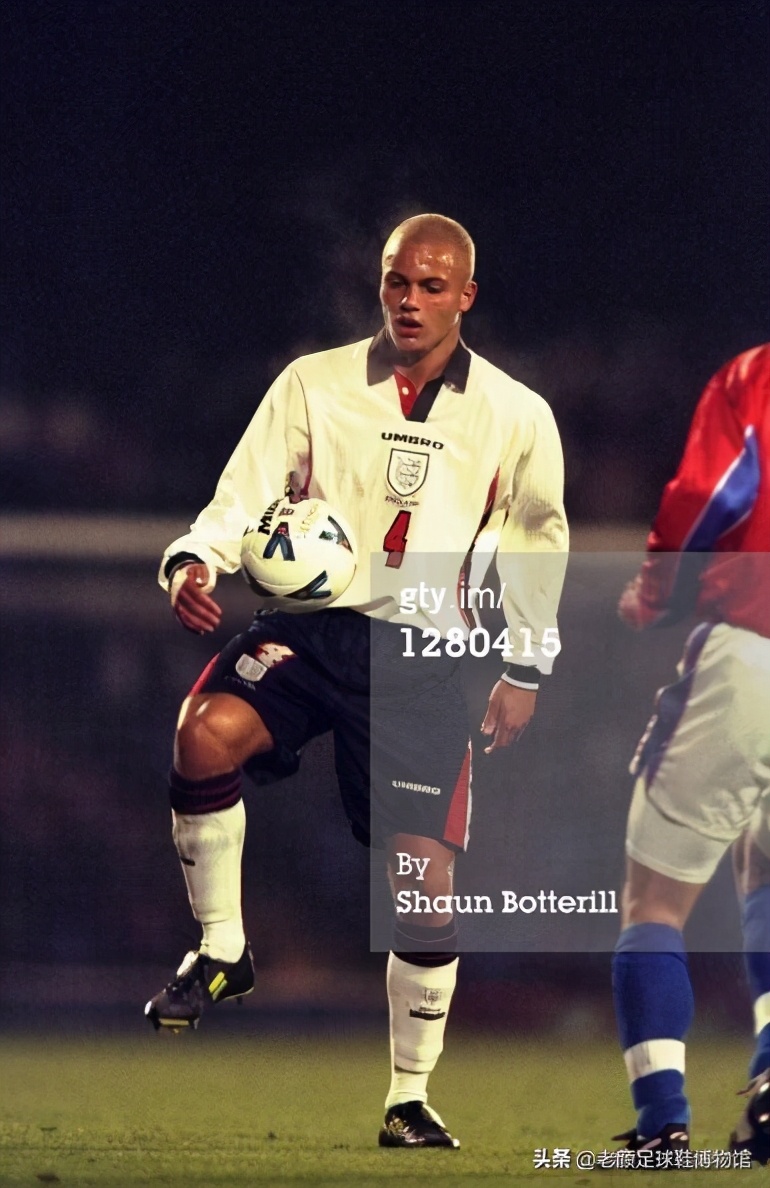 被足球做空的意大利品牌,却给了韩国人和安踏发财的机会