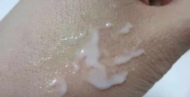 皮肤去黄去暗沉国货,雪花秀哪个系列适合油皮肤抗皱用