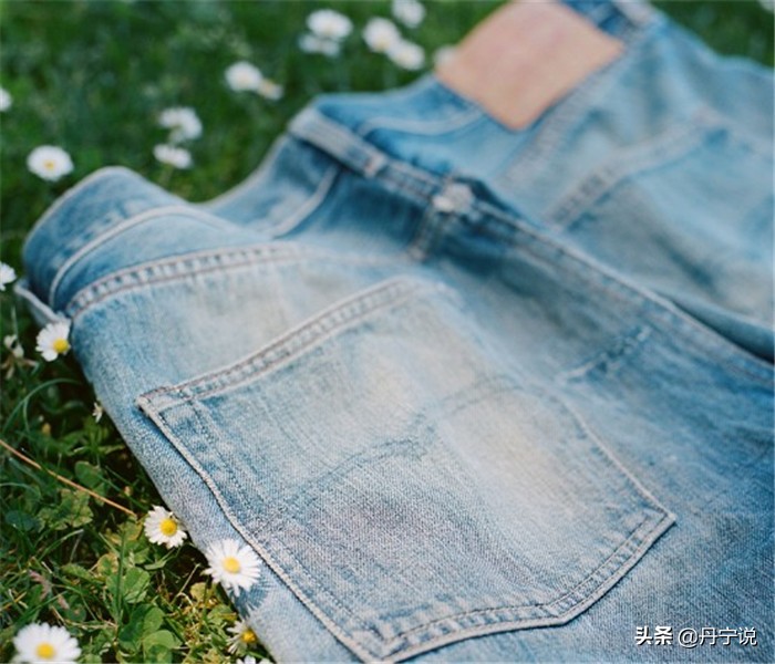 复古牛仔裤为什么又重新流行起来了呢？穿得越久越香