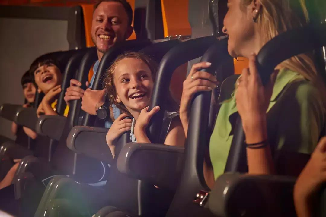 阿布扎比豪奢生活,阿布扎比攻略游记