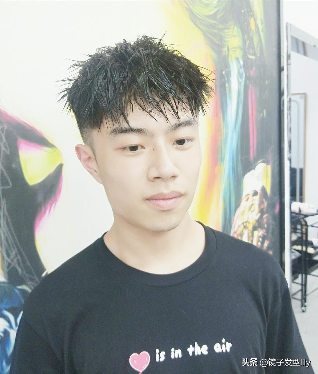 最潮男士发型50款适合各种脸型哦,越简单越帅气的男士发型8款