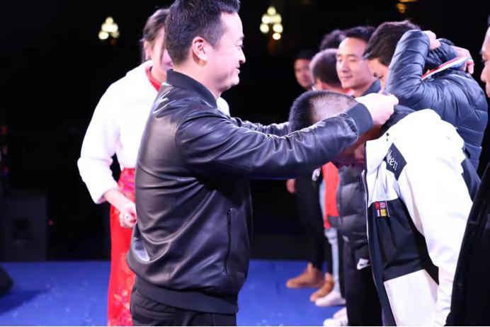 荣耀盛典比赛,荣耀盛典所有赛事冠军