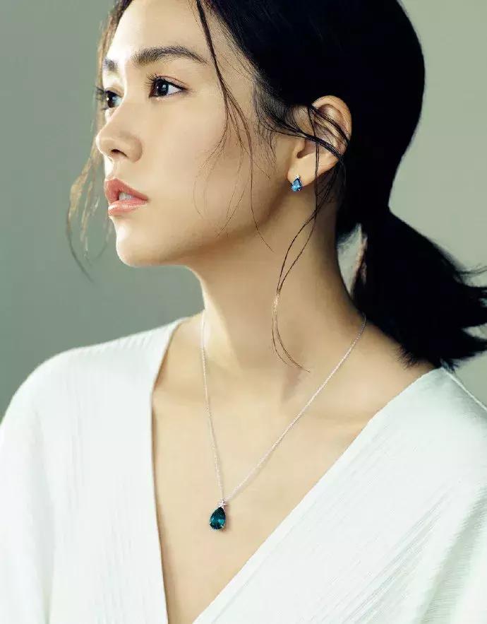 细数黄晓明的油腻史,为什么黄晓明不油腻