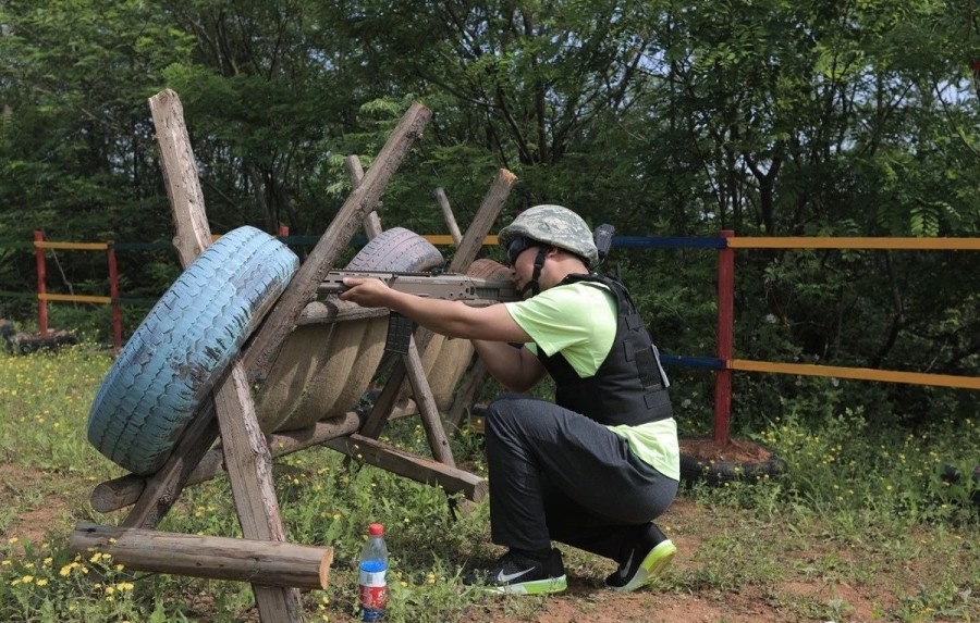 玩真人cs战术技巧,真人cs野战技巧玩法