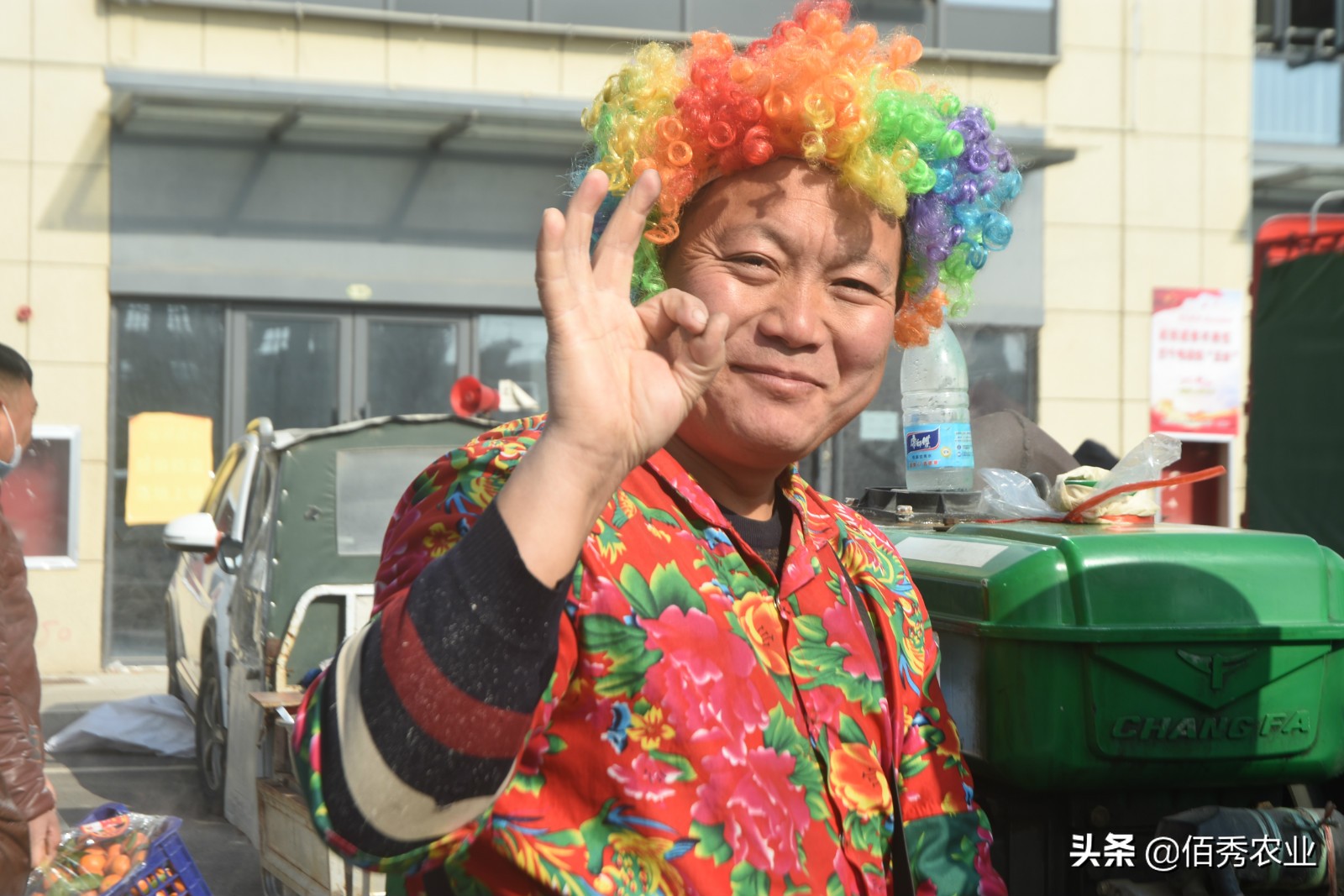 适合农村老人的摆摊生意,农村集市摆摊