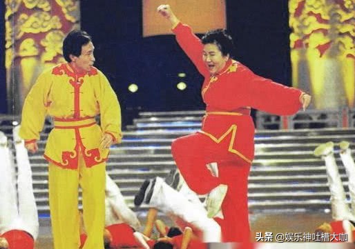 沈腾经典搞笑小品赵本山,扶不扶小品沈腾完整版赵本山