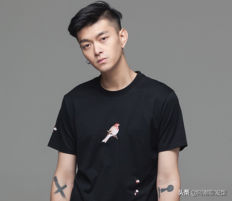 男士发型2020流行发型短发锡纸烫,男士m型短发发型2020流行发型