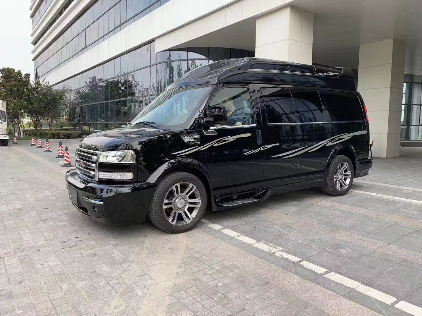 gmc豪华商务车,2021款gmc商务之星乞丐版