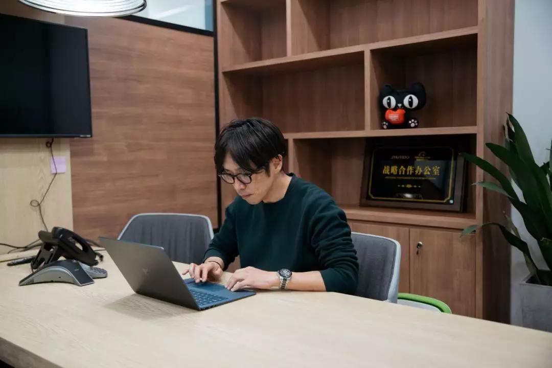 一天5个品牌销售过亿,这家147岁的日本公司凭啥让中国女人疯狂?