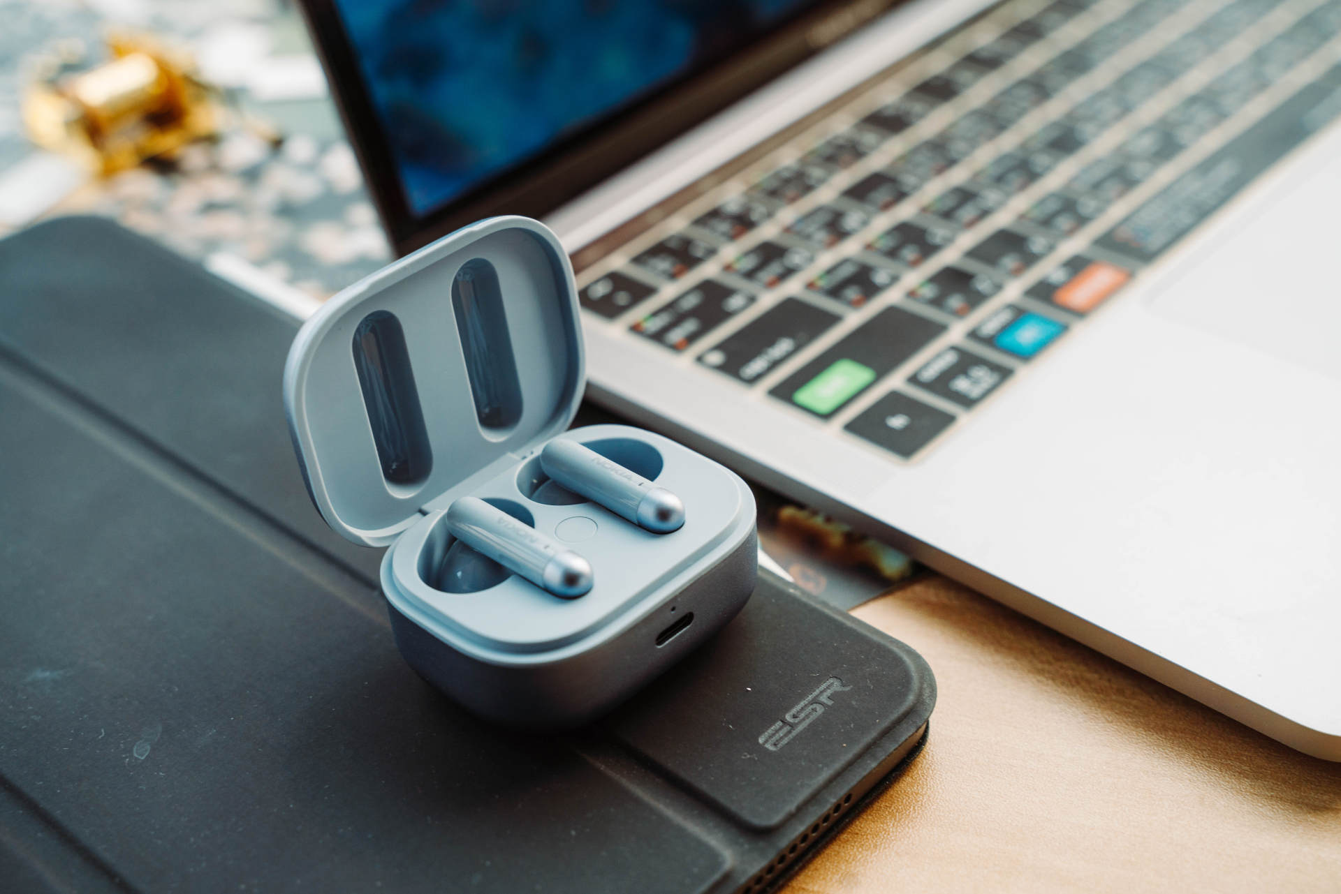 服！想不到诺基亚再现机皇品质的作品，出现在当前最热的耳机上