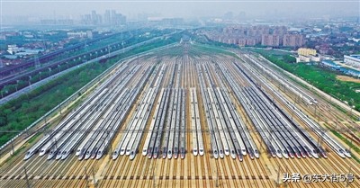 武汉解封:开窗放入大江来