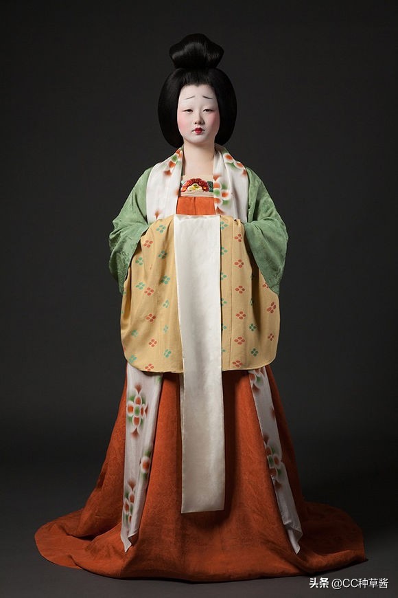 盘点各个年代的汉服,最正宗的汉服是什么样子的