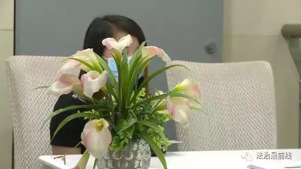 “富豪”秒变“无业青年”真相曝光后，轮流为他花钱上百万的女人们报警了！