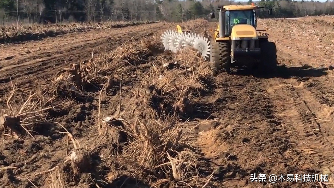 发明树桩拉拔机视频,德国最牛逼的树桩拉拔机