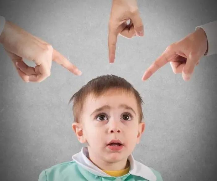 家长如何巧用智慧解决孩子的问题,父母应对冷暴力