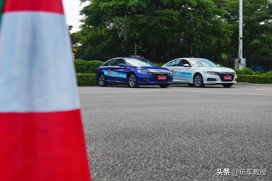 进攻型驾驶有哪些技巧,简述防御性驾驶的操作方法