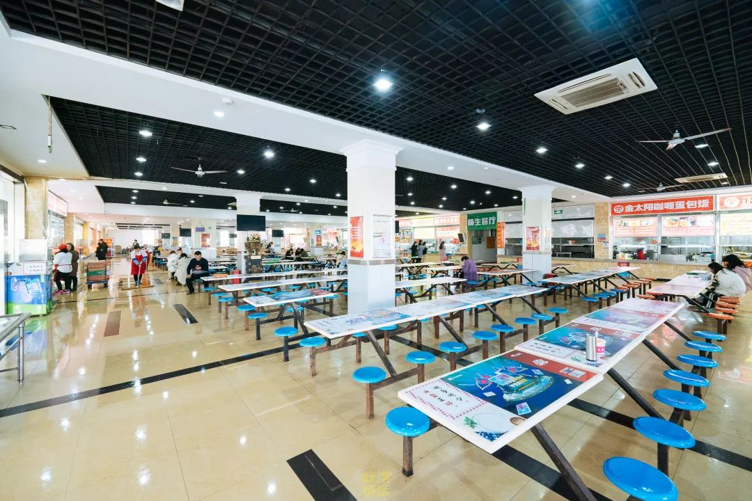 自从藏龙岛有了南延线,我就再没羡慕过别人家的学校!