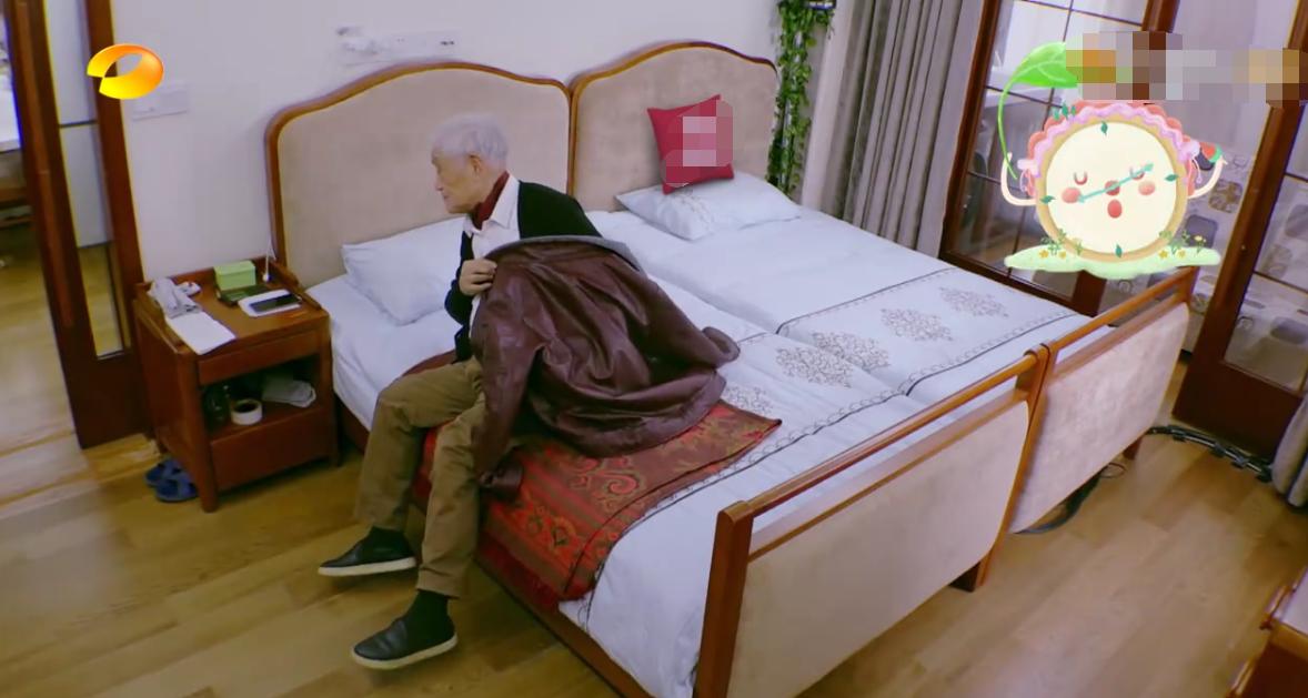 牛犇老师真的是宝藏大爷了！从影70年，人狠话不多，满满正能量！