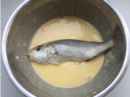 在家煎鱼时不是粘锅就是破皮,煎鱼不是破皮就是粘锅