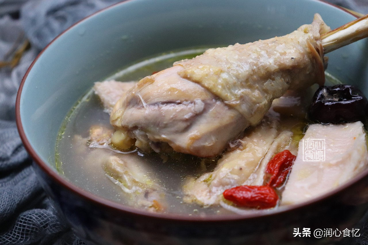 做的鸡汤很油怎么办,做的鸡汤不香