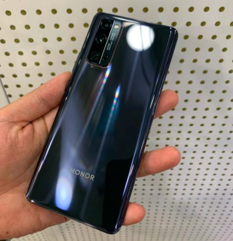 荣耀60pro和荣耀30pro+哪个好,两千左右性价比最高的手机荣耀30