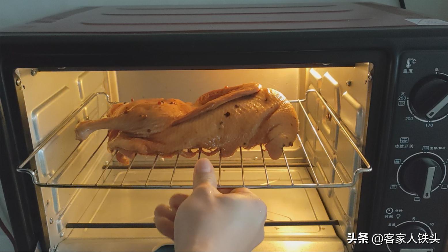 家庭版烤鸭酱料怎么调,吃烤鸭用的酱料咋做