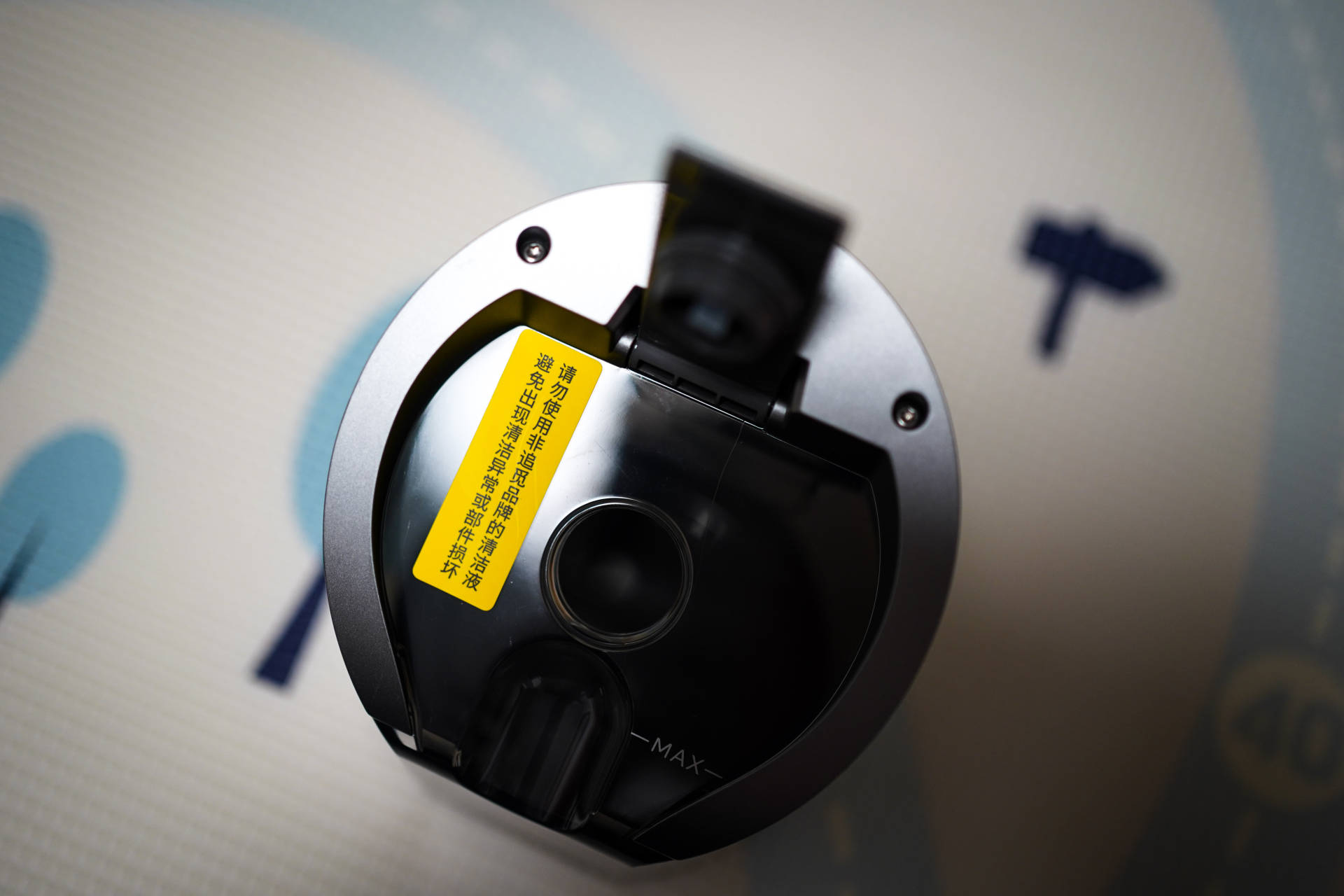 洗地机vs扫地机器人吸尘器,洗地机比机器人干净