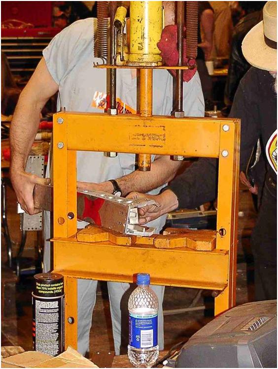 閬ユ帶鏈哄櫒浜烘搨鍙拌禌,鏈哄櫒浜烘搨鍙拌禌瀹屾暣瑙嗛