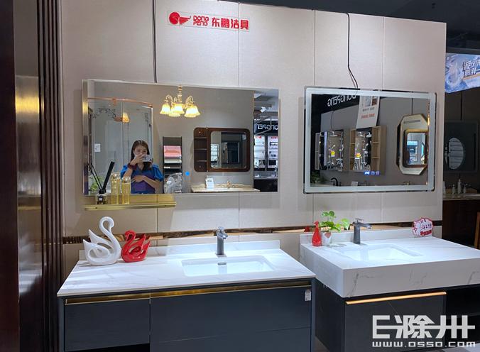 买浴室柜什么材料耐用,1000元以内的浴室柜买什么牌子