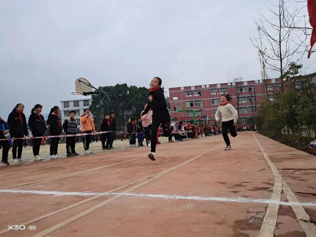 兴文有哪些好的学校,兴文中学母校