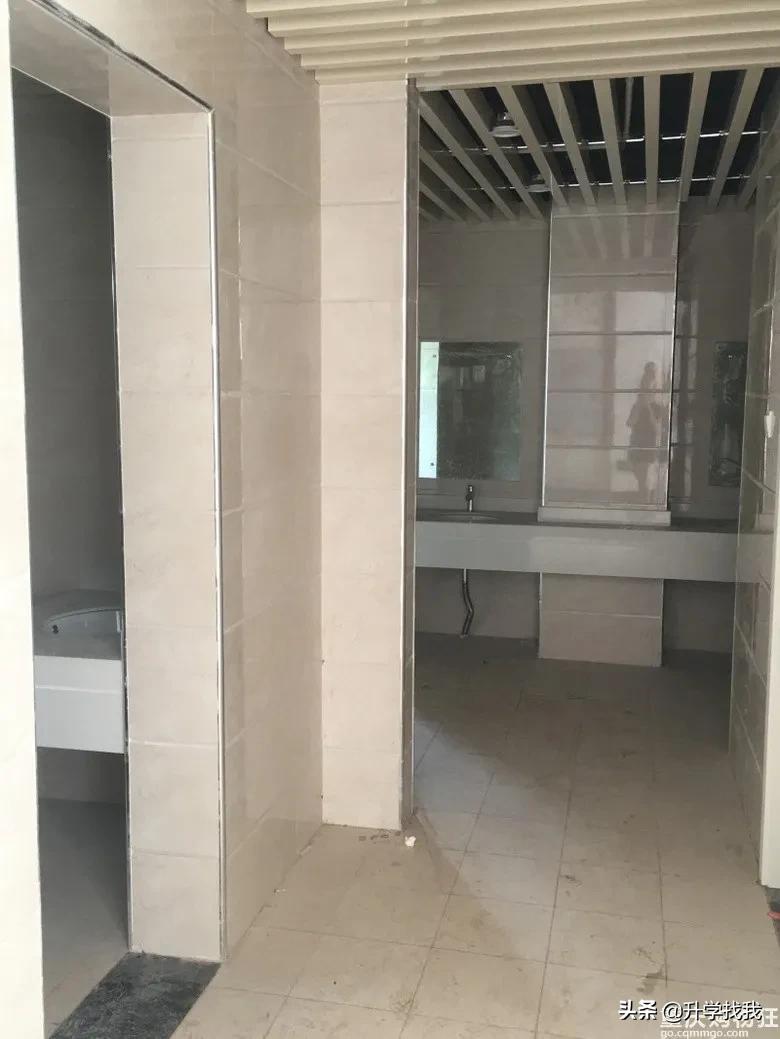 重庆探校|还有12天开学，我去逛了一圈新修的石子山学校