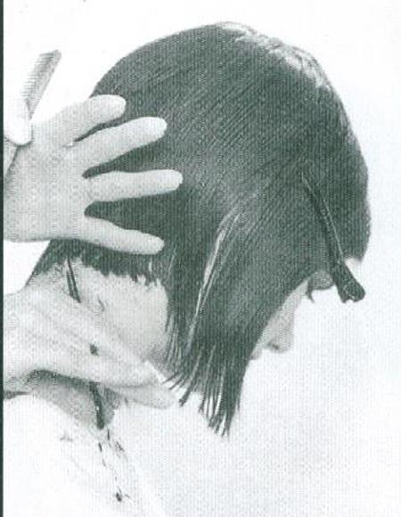 沙宣不对称式,沙宣不对称发型